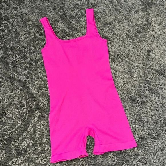 Pants - •Ribbed workout romper•